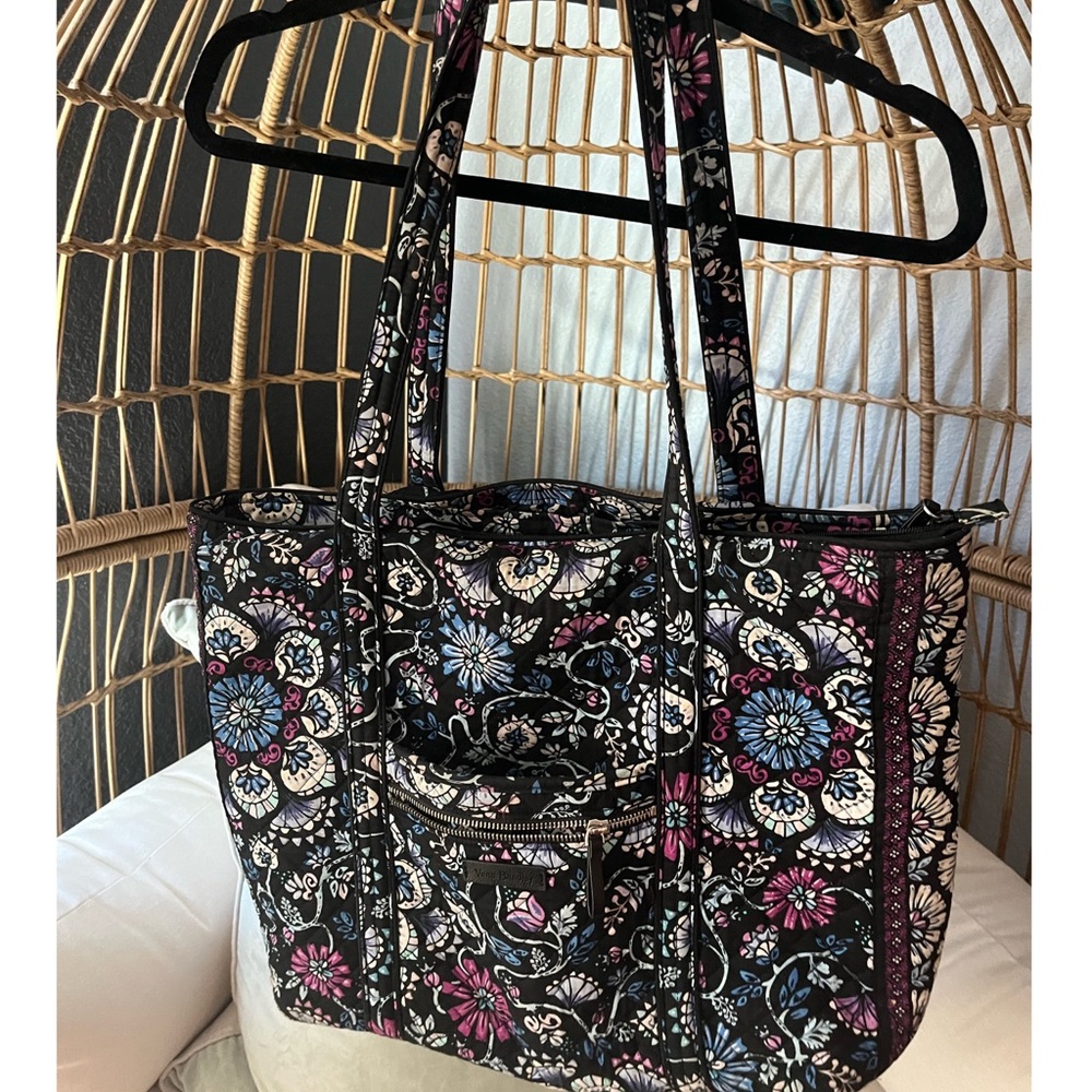 Vera Bradley tote! So functional and cute!